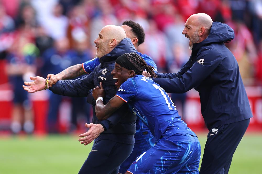 替补球员关键时刻助球队锁定积分